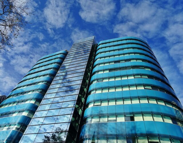 pexels-sevenstorm-juhaszimrus-714306